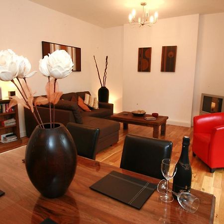 קזיק Chaucer Apartment מראה חיצוני תמונה